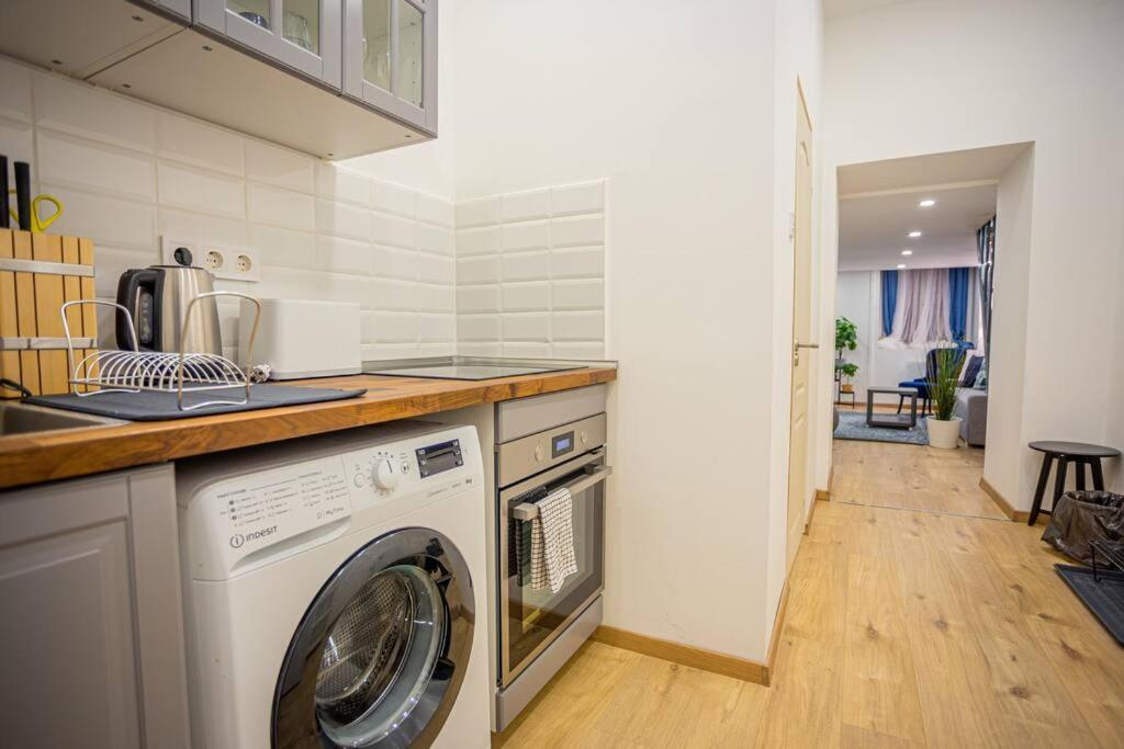 Ferienwohnung Cosy Flat In The Dob Street - Sapphire Budapest Exterior foto